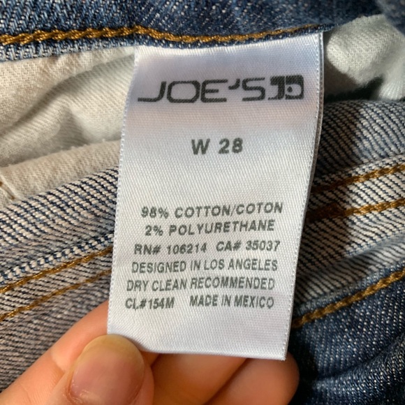 Joe’s distressed jean shorts - Picture 4 of 5